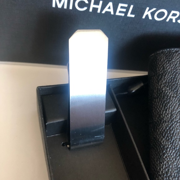 🔥 Michael Kors Jet Set Monogram Wallet & Money Clip Gift Set - Picture 8 of 13